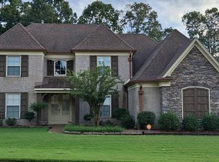 10481 Mabry Mill Rd, Cordova, TN 38016