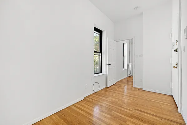 Rented by J PRESTON AND ASSOCIATES INC | media 22