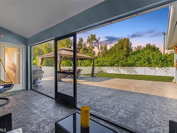 5th image of 775 Arundel Cir