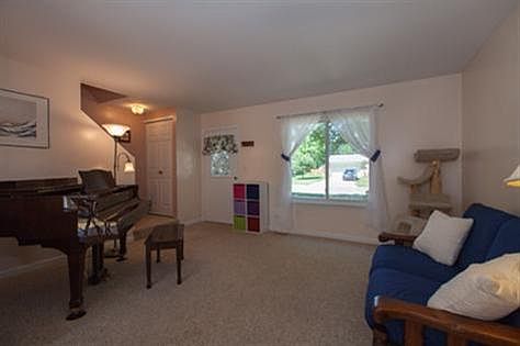 5th image of 217 Sheffield #35