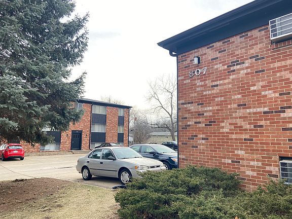 2nd image of 707 Oakcrest St #1B-1Ba-430Sqft