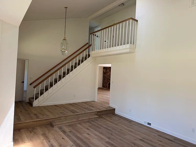 427 Bloom Ln — Photo 20
