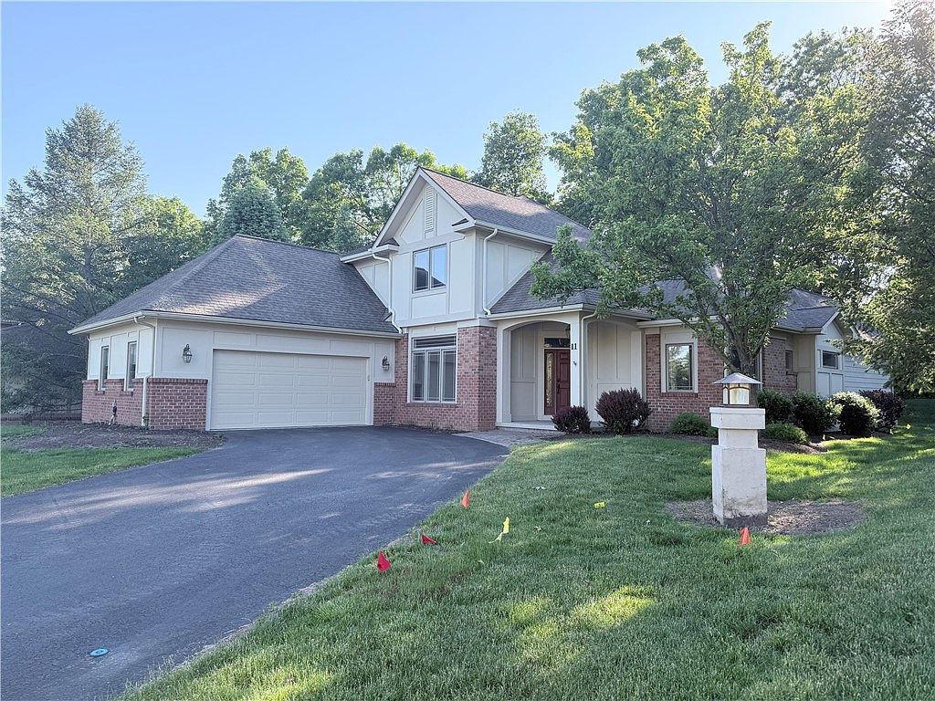 11 Harrington Dr