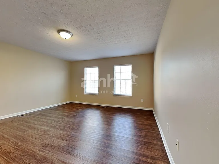 420 Randy Ln — Photo 9