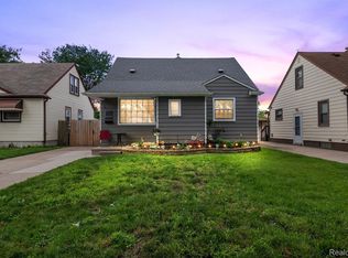 6458 Weddel St, Taylor, MI 48180