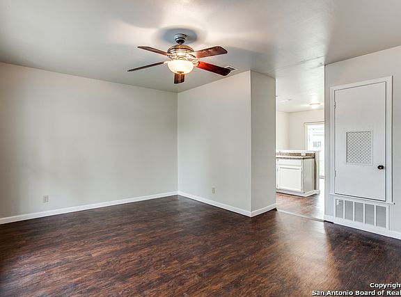 4th image of 4555 Longvale Dr