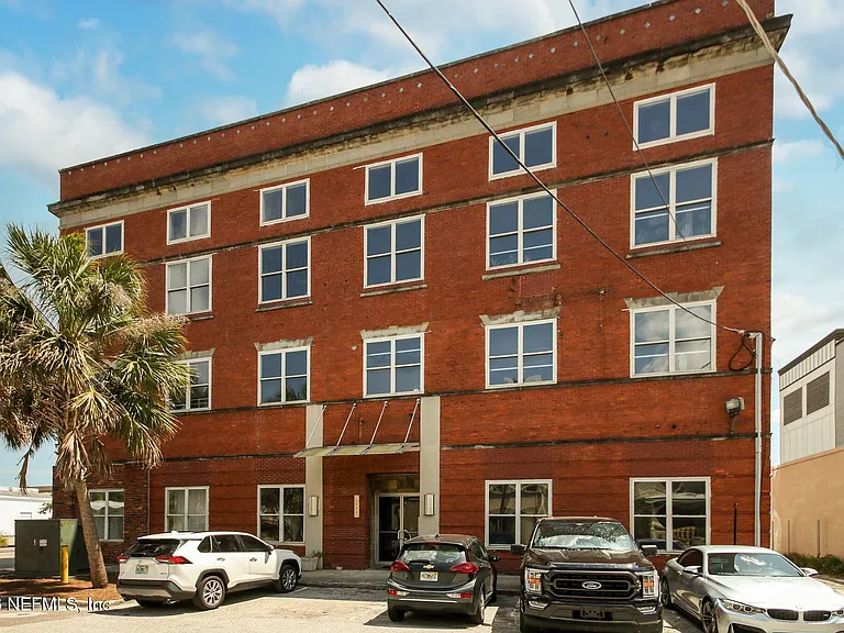 1050 Hendricks Ave #101 — Photo 3