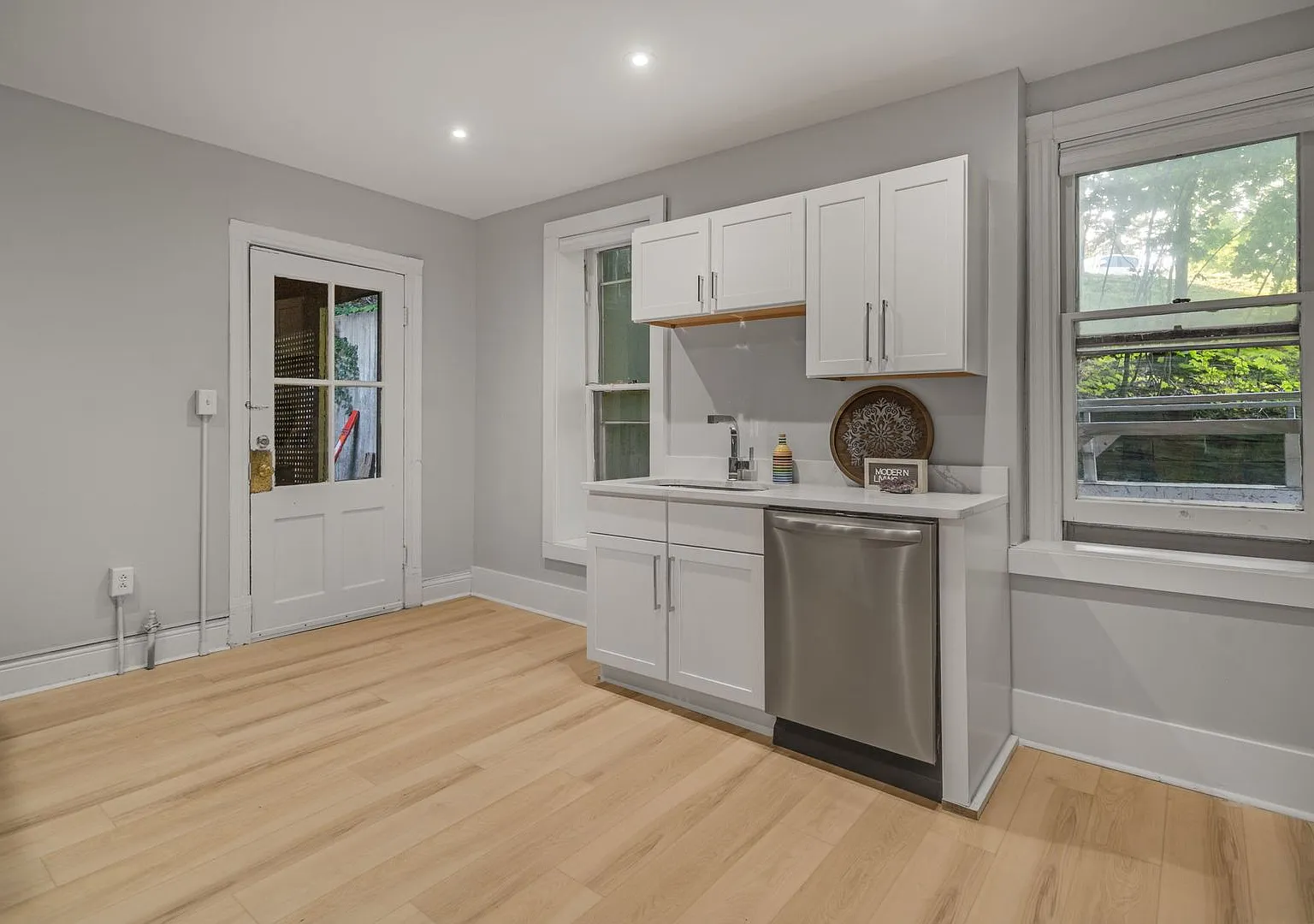710 E State Street LLC — Photo 4