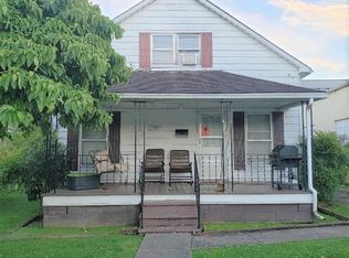1120 Maple St, Paintsville, KY 41240