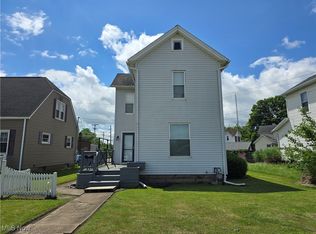 815 Denman Ave, Coshocton, OH 43812