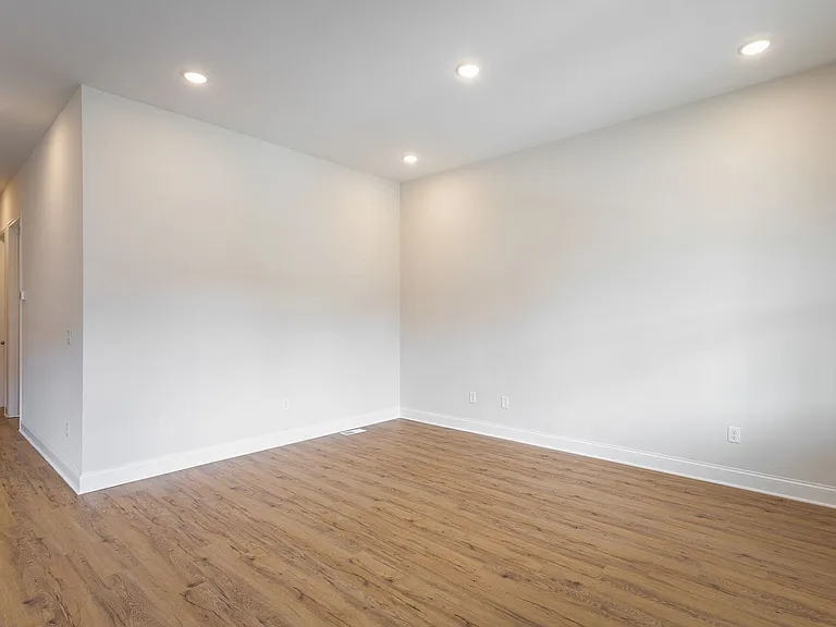 Updated Southside Property Just Off Main Street in Mill Town — Photo 47