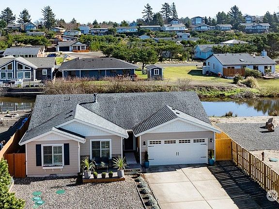 2nd image of 34506 G Street