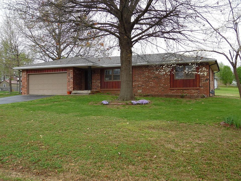 1st image of 115 W Crighton Dr