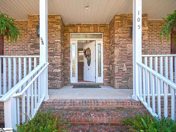 3rd image of 105 Paris Glen Way