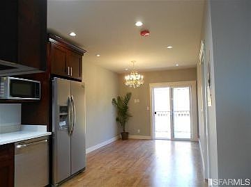 5th image of 306 Thornton Ave