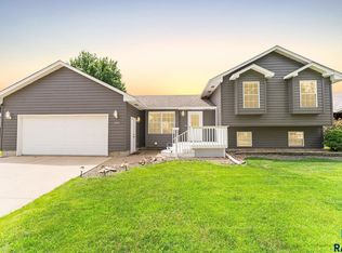 209 W Hackberry St, Brandon, SD 57005
