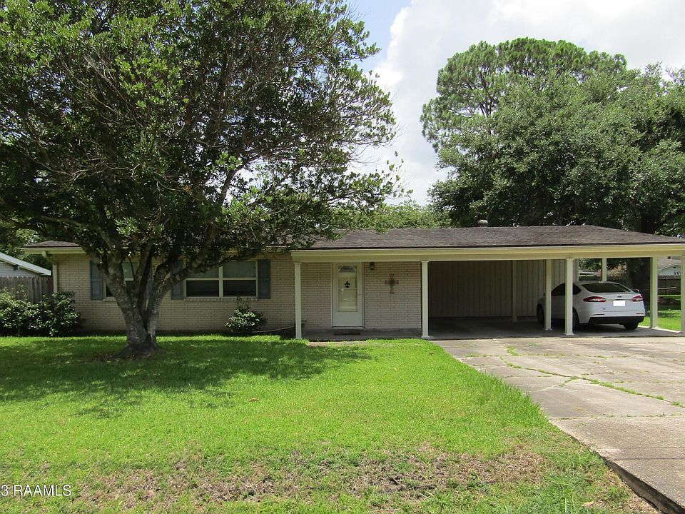 1st image of 310 Belaire Dr