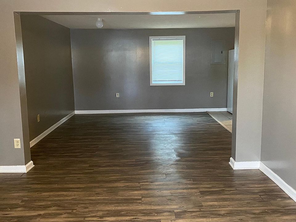 1st image of 406 Turpin Dr