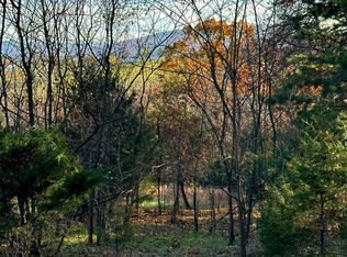 48 Squirrel Den Rd, Maysville, WV 26833