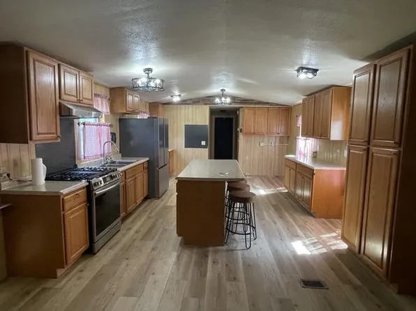 6086 Falcon Way, Warsaw, MN 55087