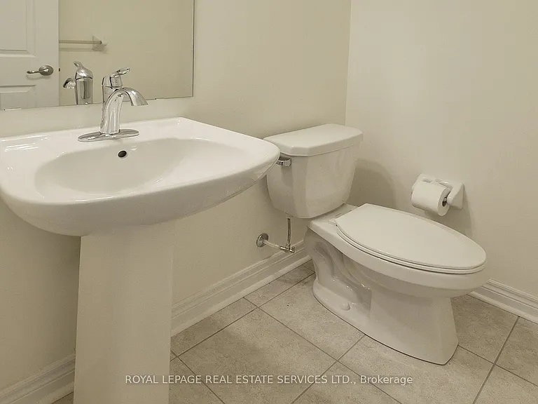 103 Huguenot Rd — Photo 16