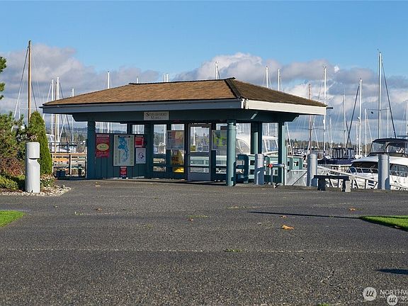 5th image of 9540 Semiahmoo Pkwy #D32