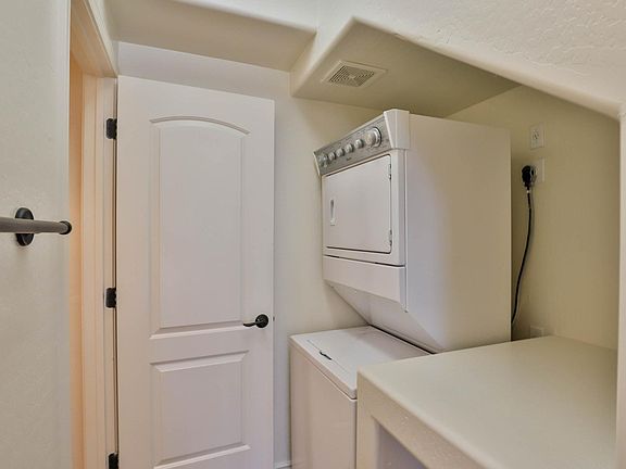 5th image of 1498 N 85th St
