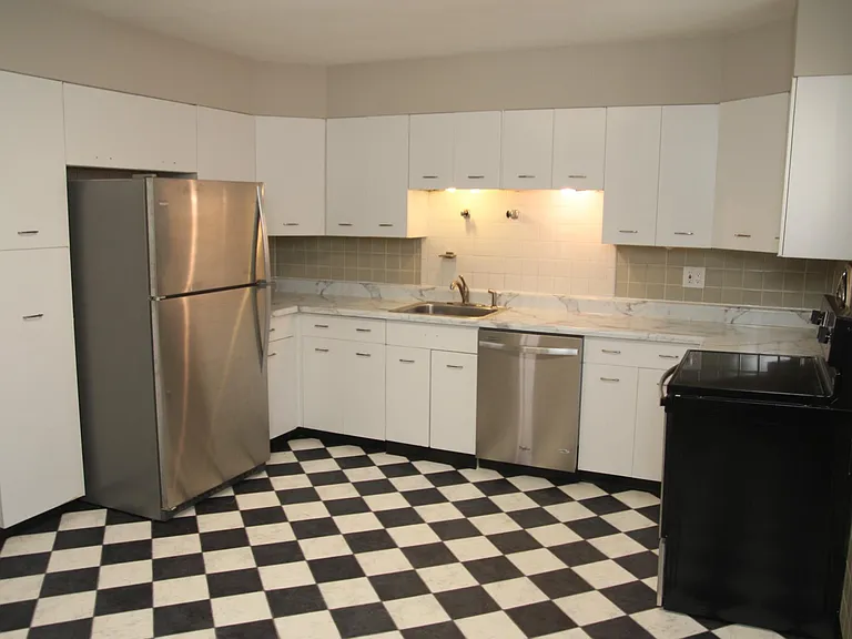 7551 Delmar Blvd #2E — Photo 13