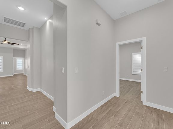 5th image of 1804 Dana Gray St