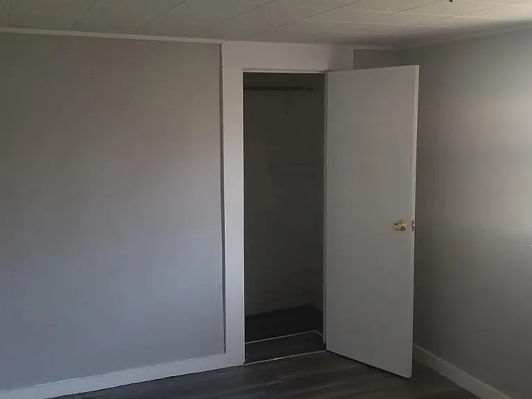 61 Hopkins St — Photo 6