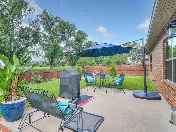 2nd image of 10432 Dunmore Dr