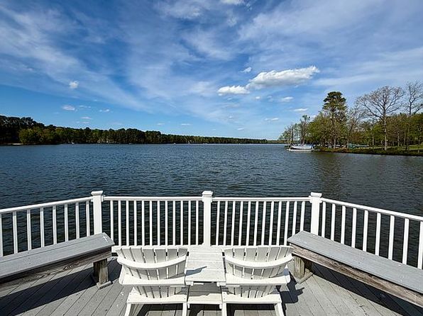 6430 Lookout Point Cir