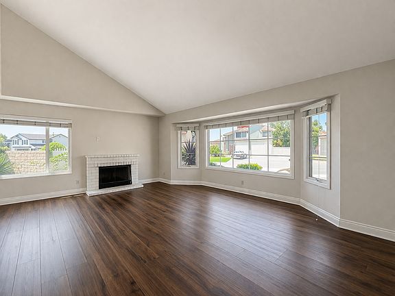 3rd image of 1108 Eaton Rd