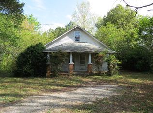 385 Birds Creek Rd, Paris, TN 38242