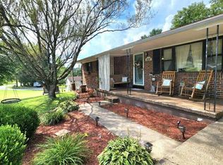 1610 Maxwell Hill Rd, Beckley, WV 25801