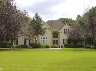 640 Birkdale Dr, Fayetteville, GA 30215