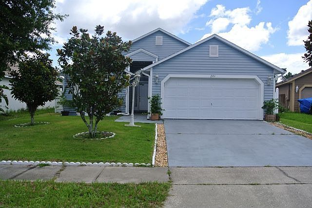 1st image of 2711 Delcrest Dr