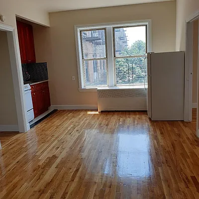 Rented by Aamen Realty | media 14