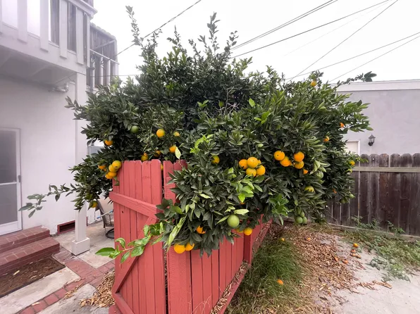 (undisclosed Address), Fullerton, CA 92831