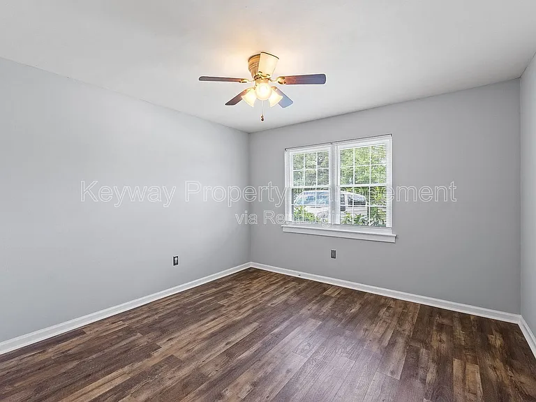 3933 Miramar Drive Ext — Photo 8