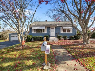 35 Pine Street, Waterford, CT, 06385