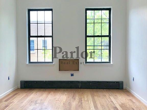 3rd image of 1418 Dekalb Ave APT 3L