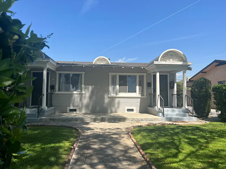 433 W Windsor Rd — Photo 2