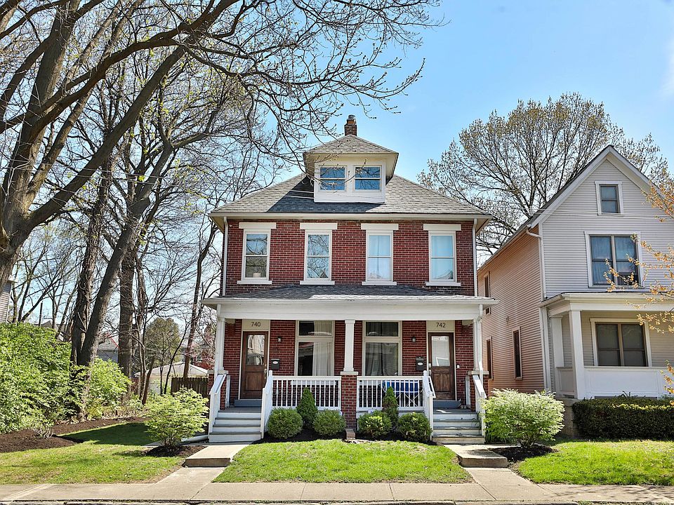 1st image of 740 Oakwood Ave
