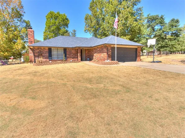 251 S Carolyn Dr, Choctaw, OK 73020