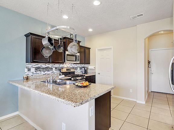 5th image of 9632 Mirasol Ave NW