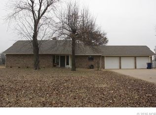 20715 S Skyline View Rd, Claremore, OK 74019