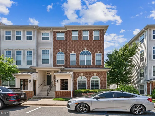 14259 Woven Willow Ln #A-89, Centreville, VA 20121