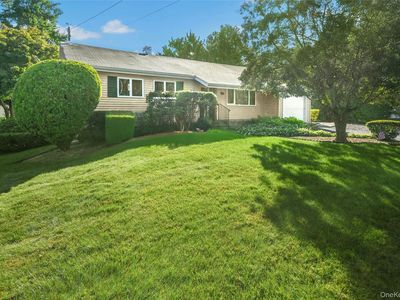 27 7th Avenue, Kings park, NY, 11754