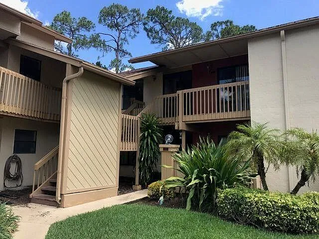3 bed, 2.0 bath, 1300 sqft, $2,450 — Photo 1